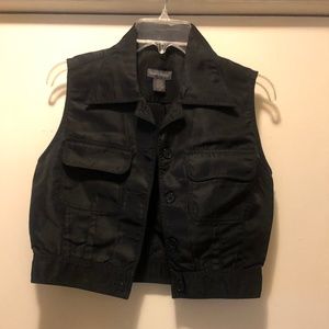 -New Banana Republic Black Vest w/ 2 Pockets  Size M